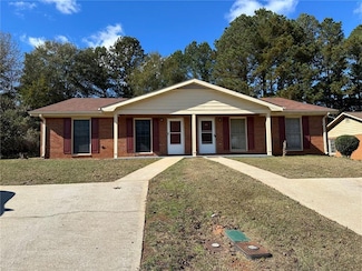 2599 Shore Wood Ct NE, Conyers, GA 30013