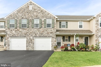 585 Brookwood Dr, Palmyra, PA 17078