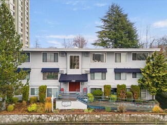 1727 NE Multnomah St Unit 1, Portland, OR 97232