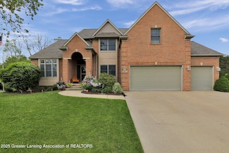 3650 Observatory Ln, Holt, MI 48842