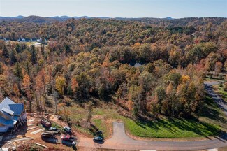 220 Oak View Dr, Marietta, SC 29661