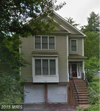1038 22nd St S, Arlington, VA 22202