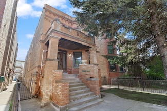 839 N Rockwell St Unit 2R, Chicago, IL 60622