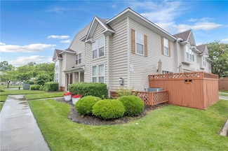 137 White Cedar Ln, Yorktown, VA 23693