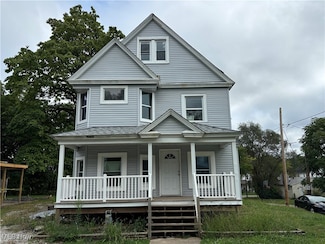 373 Furnace St, Elyria, OH 44035