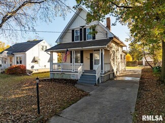 2002 W Clarke Ave, West Peoria, IL 61604