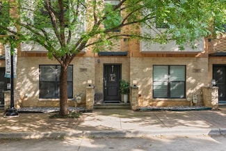 632 E Bluff St, Fort Worth, TX 76102