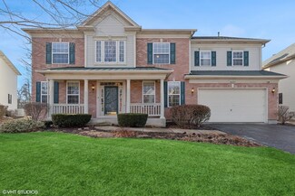 34137 N Wooded Glen Dr Unit 2, Grayslake, IL 60030