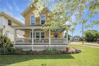 129 Lincoln Dr, Port Clinton, OH 43452