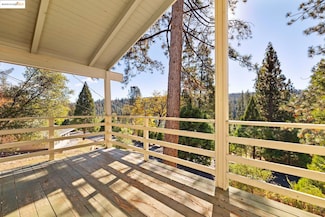 20706 Nonpareil Way, Groveland, CA 95321