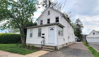 241 Main St Unit 2, Millburn, NJ 07041