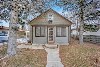 707 7th St, Fowler, CO 81039