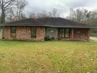 1376 Hall Dr, Baker, LA 70714