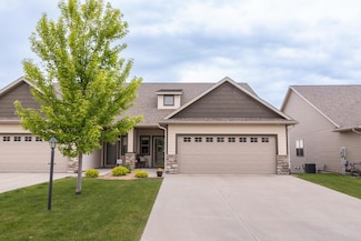 2454 Superior Ln NW, Rochester, MN 55901