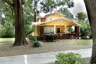 304 Hillcrest St, Lakeland, FL 33815
