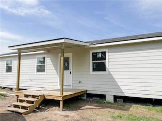 2837 Bob Mathews St, Bedias, TX 77831