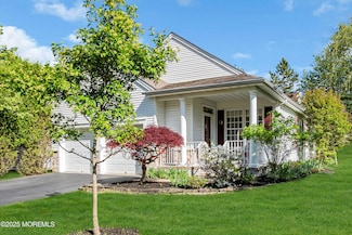 16 Morning Glory Dr, Asbury Park, NJ 07712