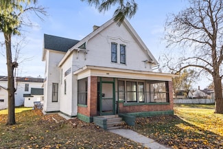 502 E Conant St, Portage, WI 53901