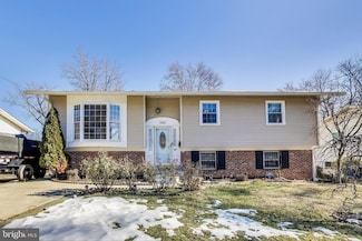 7013 Kepner Ct, Lanham, MD 20706