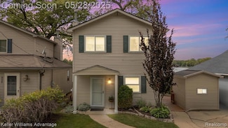 8518 Cascade St, Commerce Township, MI 48382