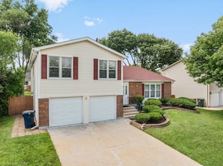 1766 President St, Glendale Heights, IL 60139