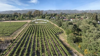 570 E Watmaugh Rd, Sonoma, CA 95476