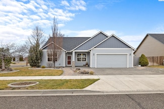 3810 W 20th Ave, Kennewick, WA 99338