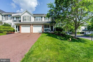 812 Red Rock Cir, Royersford, PA 19468