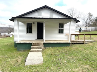 3640 Old Vincennes Rd, Mitchell, IN 47446