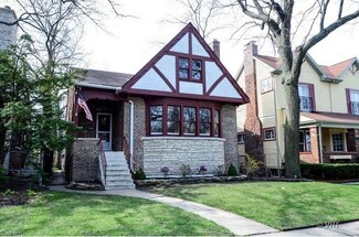 1116 Mulford St, Evanston, IL 60202