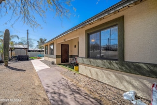 2223 N Forgeus Ave, Tucson, AZ 85716