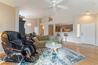 2325 Windmill Pkwy Unit 323, Henderson, NV 89074