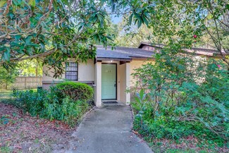 3320 NW 21st Dr Unit F-3, Gainesville, FL 32605