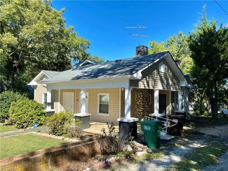 413 Cable St, High Point, NC 27260