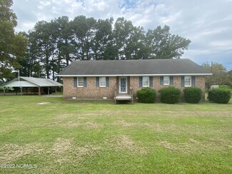 269 Stokes Gooding Rd, Kenansville, NC 28349