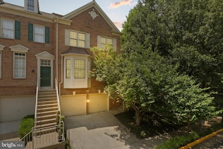 2744 Pembsly Dr, Vienna, VA 22181