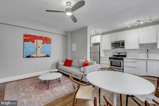 1301 Longfellow St NW Unit 207, Washington, DC 20011