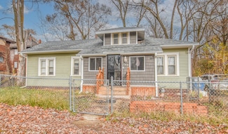 244 Parkway Dr, Battle Creek, MI 49037