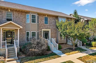 544 Queens Court Place, Saint Peters, MO 63376