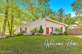 818 Pensacola Rd, Forked River, NJ 08731