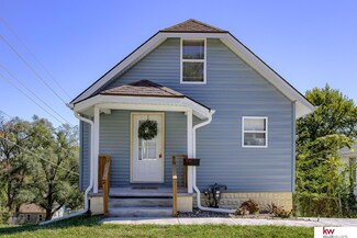 3759 N 39th St, Omaha, NE 68111
