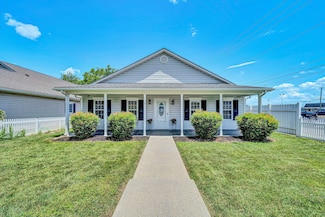 16 N Bruffey St, Salem, VA 24153