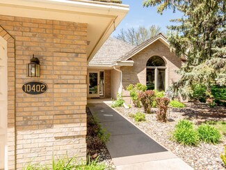 10402 Fawns Way, Eden Prairie, MN 55347