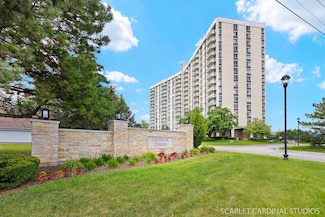40 N Tower Rd Unit 11E, Oak Brook, IL 60523