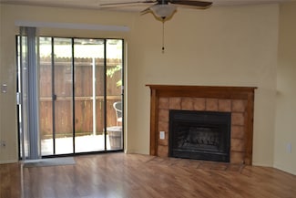 800 W Collins St, Denton, TX 76201