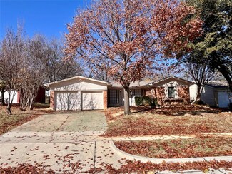 1646 Jackson St, Grand Prairie, TX 75051