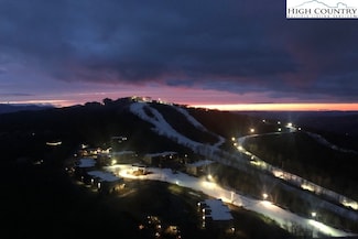 303 Sugar Top Dr Unit 3029, Sugar Mountain, NC 28604