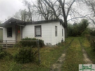 4106 4th St, Savannah, GA 31408