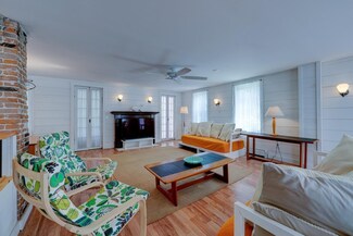 27 N Main St, Wallingford, VT 05773