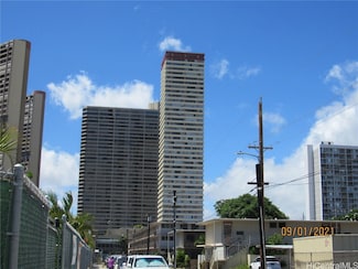 2525 Date St Unit 2001, Honolulu, HI 96826